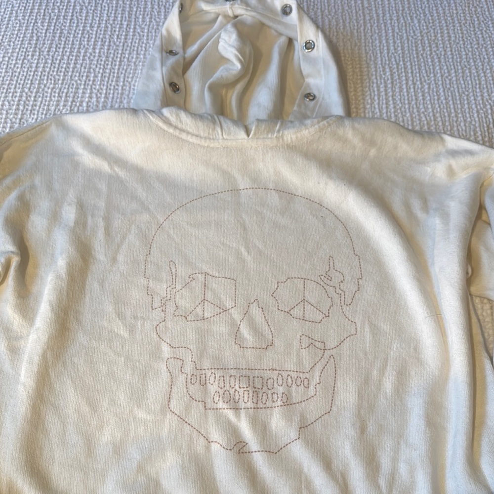 Skull Cashmere Cream Sweater with Skull Design